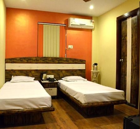Hotel Rock Star Calcutta  Esterno foto